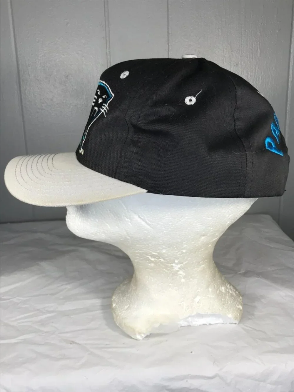 Vintage 90s Carolina Panthers Back hit Arch Spellout NFL SnapBack OSFA
